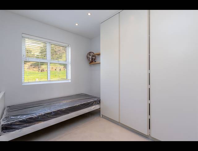 3 BEDROOM APARTMENT TO LET IN DE WATERKANT
